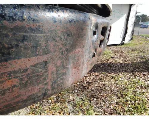 FORD LT9513 BUMPER ASSEMBLY, FRONT