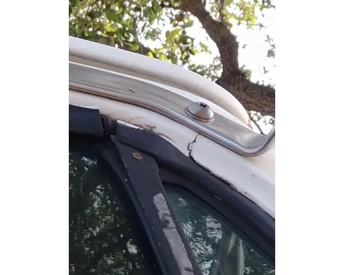 FORD LT9513 DOOR ASSEMBLY, FRONT