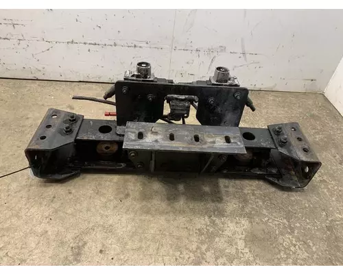 FORD LT9513 Frame Crossmember