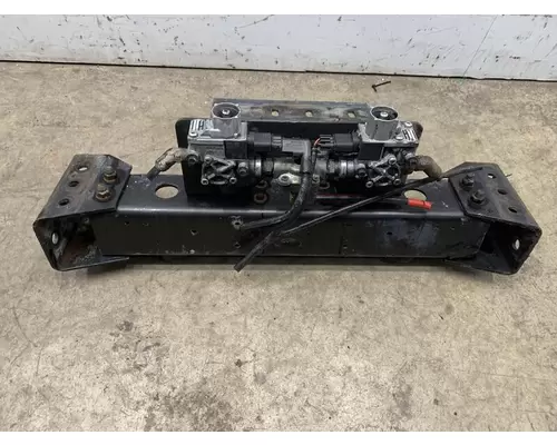 FORD LT9513 Frame