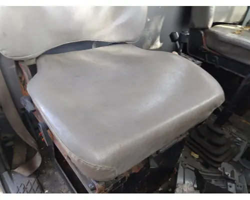 FORD LT9513 SEAT, FRONT