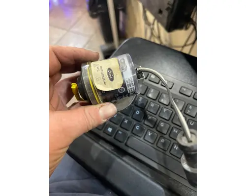 FORD LT9522 LOUISVILLE 122 Gauges (all)