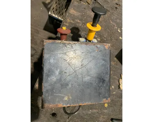 FORD LT9522 LOUISVILLE 122 PTOPTO Controls