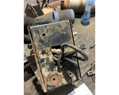 FORD LT9522 LOUISVILLE 122 PTOPTO Controls