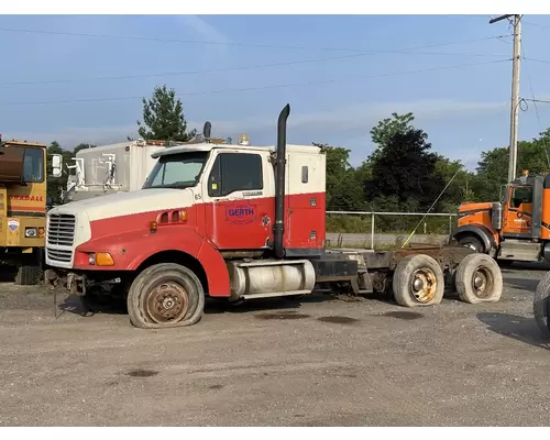 FORD LT9522 LOUISVILLE 122 Parts Vehicles