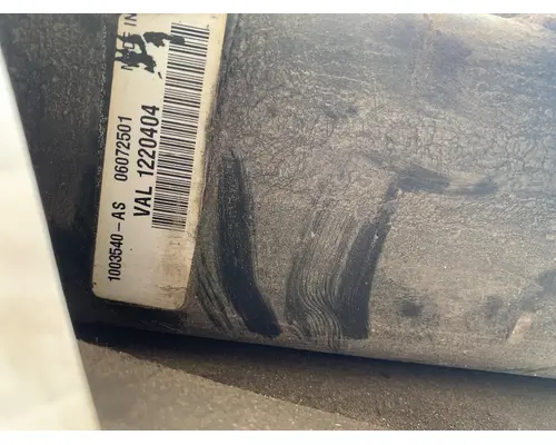 FORD LT9522 LOUISVILLE 122 Radiator