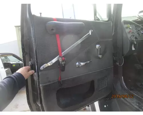 FORD LTA9000 DOOR ASSEMBLY, FRONT