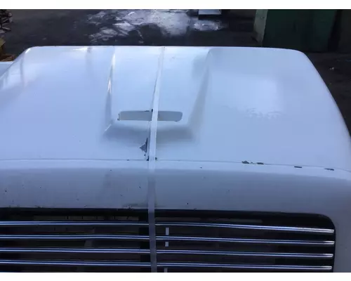 FORD LTA9000 HOOD