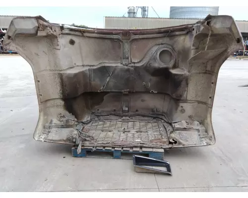 FORD LTL9000 1982-1997 HOOD