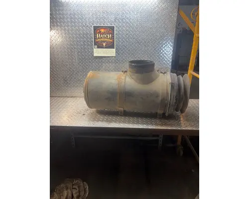 FORD LTL9000 Air Cleaner