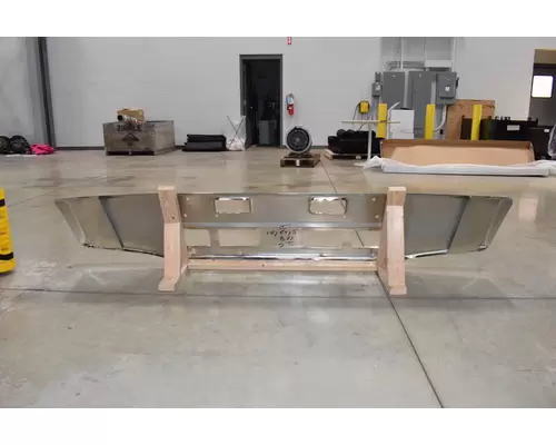 FORD LTL9000 Bumper Assembly, Front