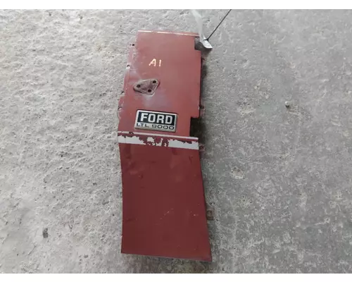 FORD LTL9000 COWL