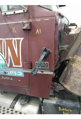 FORD LTL9000 COWL