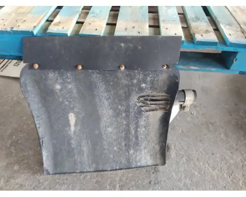 FORD LTL9000 FENDER, QUARTERHALF REAR