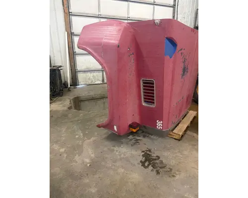 FORD LTL9000 Hood
