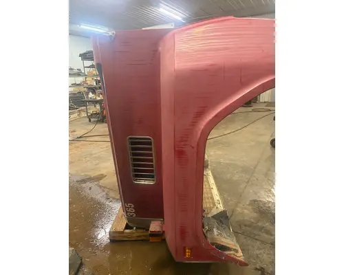 FORD LTL9000 Hood