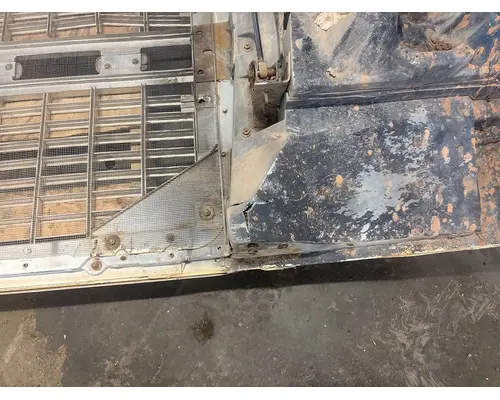 FORD LTL9000 Hood