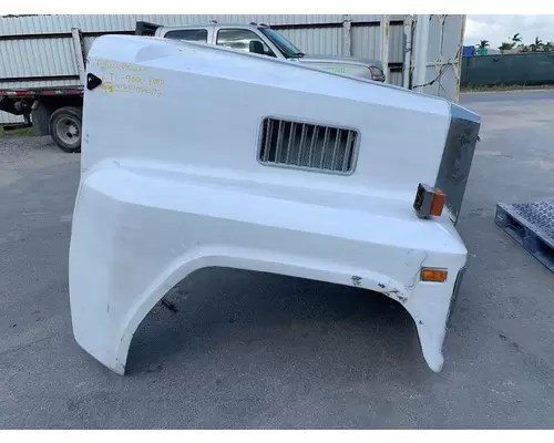 FORD LTL9000 Hood