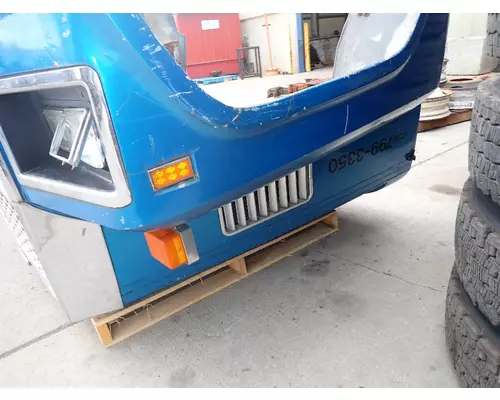 FORD LTL9000 Hood