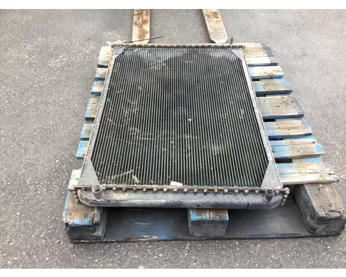 FORD LTL9000 RADIATOR ASSEMBLY