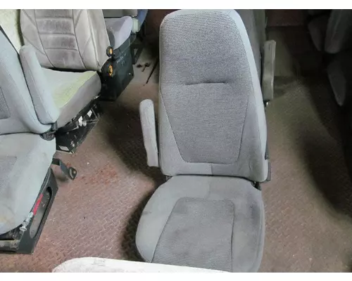 FORD LTL9000 Seat, Front
