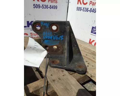 FORD LTLA9000 BUMPER BRACKET