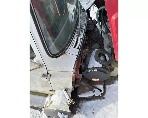 FORD LTS8000 Cab Mount