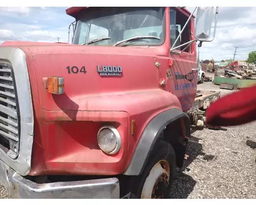 FORD LTS8000 Hood