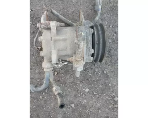 FORD LTS9000 Alternator