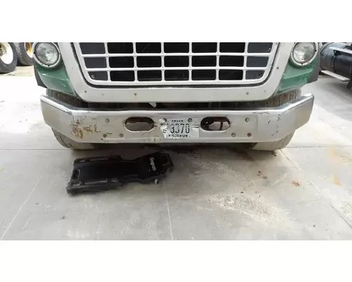 FORD LTS9000 BUMPER ASSEMBLY, FRONT