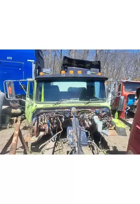 FORD LTS9000 Cab Mount