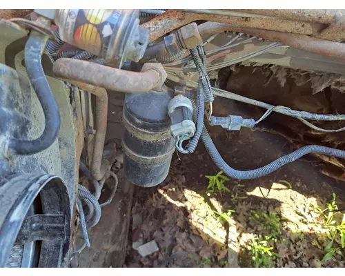 FORD LTS9000 Cab Mount