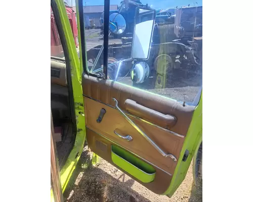 FORD LTS9000 Cab or Cab Mount