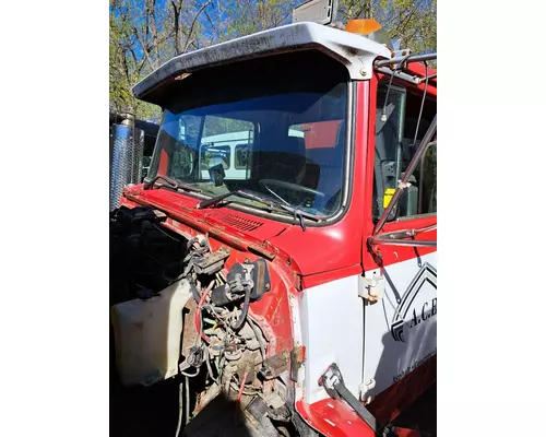 FORD LTS9000 Cab or Cab Mount