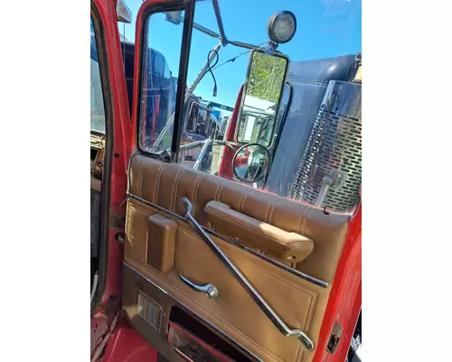 FORD LTS9000 Cab or Cab Mount