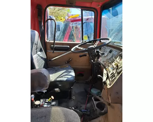 FORD LTS9000 Cab or Cab Mount