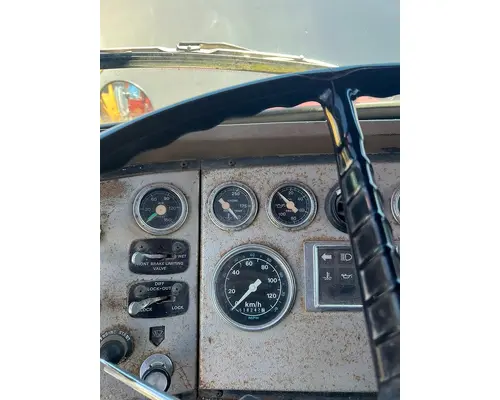 FORD LTS9000 Complete Vehicle
