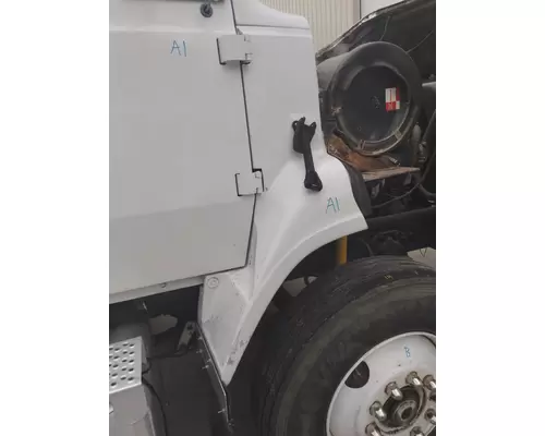 FORD LTS9000 FENDER EXTENSION