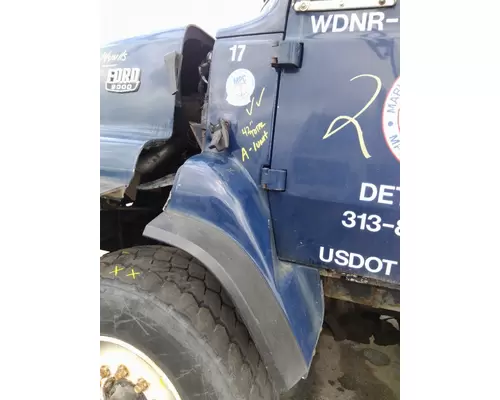 FORD LTS9000 FENDER EXTENSION