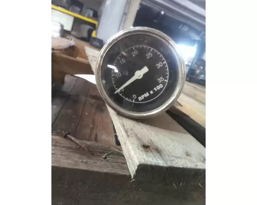 FORD LTS9000 GAUGE TACHOMETER