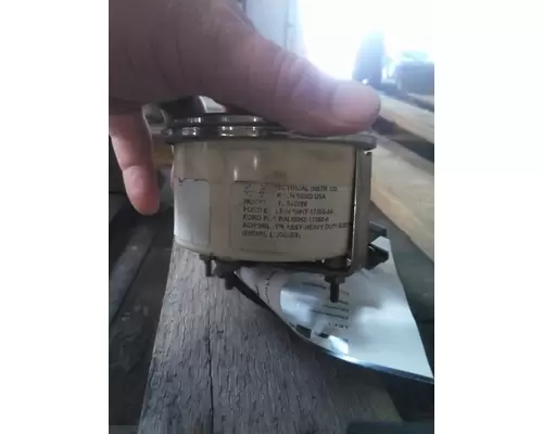 FORD LTS9000 GAUGE TACHOMETER