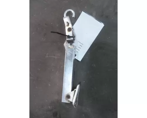 FORD LTS9000 HOOD BRACKET