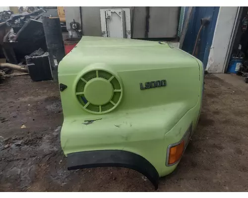 FORD LTS9000 Hood