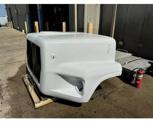 FORD LTS9000 Hood