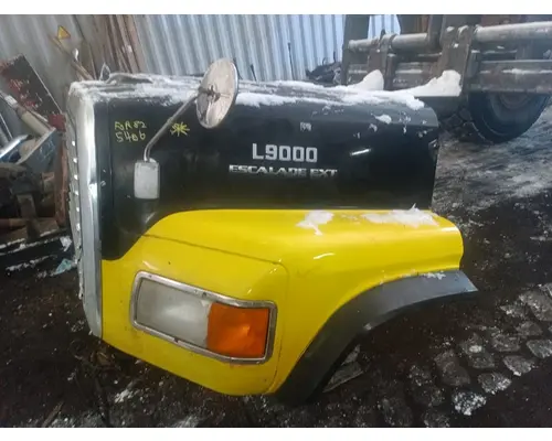 FORD LTS9000 Hood