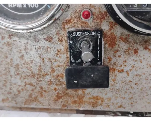 FORD LTS9000 Instrument Cluster