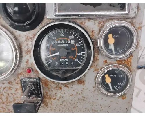 FORD LTS9000 Instrument Cluster