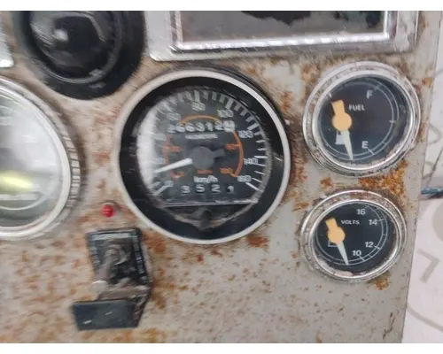 FORD LTS9000 Instrument Cluster