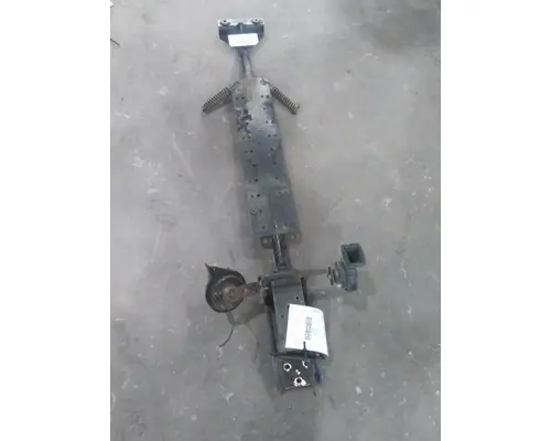 FORD LTS9000 RADIATOR BRACKET