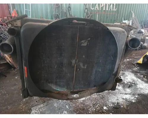 FORD LTS9000 Radiator